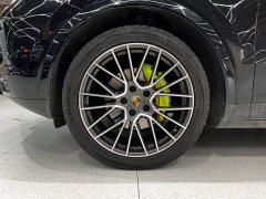 Porsche Cayenne New Energy 2021 Cayenne E-Hybrid 2.0T - ფოტო 3