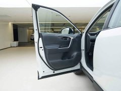Toyota RAV4 2024 2.0L CVT FWD Urban Edition - ფოტო 14