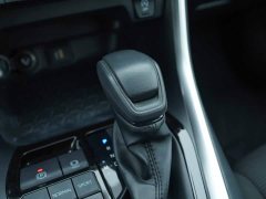 Toyota RAV4 2024 2.0L CVT FWD Urban Edition - ფოტო 8