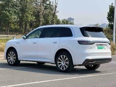 AITO M8 Extended Range Ultra 53.4kWh 6-Seater with 192-Channel LiDAR - ფოტო 13