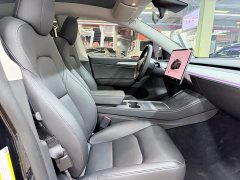 Tesla Model Y Rear-Wheel Drive - ფოტო 13