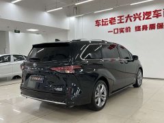 Toyota Sienna 2023 2.5L Hybrid Premium Edition - ფოტო 15