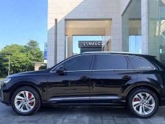 Audi Q7 2023 45 TFSI quattro S line Sport - ფოტო 4