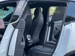 Tesla Model Y L Long Range All-Wheel Drive - ფოტო 11