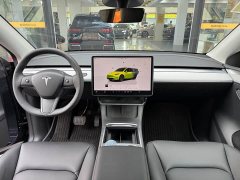 Tesla Model Y Rear-Wheel Drive - ფოტო 10