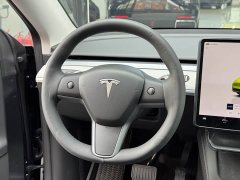 Tesla Model Y Rear-Wheel Drive - ფოტო 13
