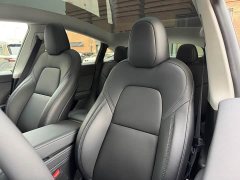 Tesla Model Y Rear-Wheel Drive - ფოტო 17