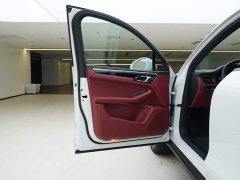Porsche Macan 2.0T - ფოტო 16