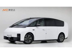 Li Auto MEGA Home Family Edition - ფოტო 1