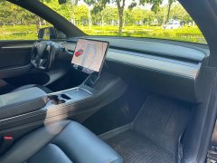 Tesla Model Y Standard Range RWD - ფოტო 13