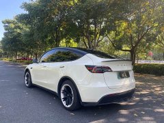 Tesla Model Y Standard Range RWD - ფოტო 7