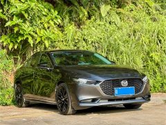 Mazda 3 Axela 2022 2.0L Auto Obsidian Shining Edition - ფოტო 3