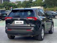 Toyota RAV4 2023 2.0L CVT FWD Urban Edition - ფოტო 9