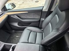 Tesla Model Y Standard Range RWD - ფოტო 12