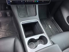Tesla Model Y Standard Range RWD - ფოტო 15