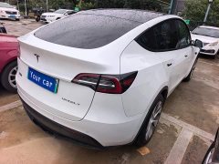 Tesla Model Y Standard Range RWD - ფოტო 6