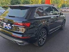 Audi Q7 55 TFSI quattro S line Sport - ფოტო 2