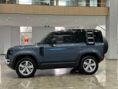 Land Rover Defender 2023 90 3.0T P400 Dark Edition - ფოტო 10