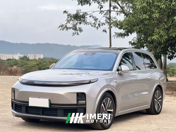 Li Auto L8 Pro