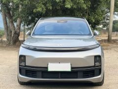 Li Auto L8 Pro - ფოტო 2