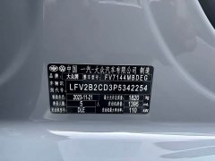 Volkswagen Golf 280TSI DSG R-Line Lite - ფოტო 2