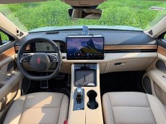 AITO M5 Extended Range AWD Smart Driving Edition - ფოტო 4