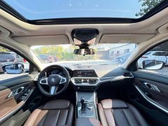 BMW 3 Series 325i M Sport Package - ფოტო 4