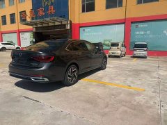 Volkswagen Sagitar 300TSI DSG Excellence Edition - ფოტო 4