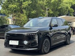 IM Motors Zhiji LS8 52 Max Luxury Six-Seater - ფოტო 1