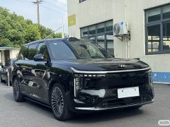 IM Motors Zhiji LS8 52 Max Luxury Six-Seater - ფოტო 3
