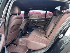 BMW 5 Series 530Li Premier M Sport Package - ფოტო 4