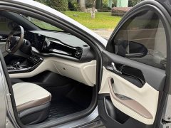 BYD Qin PLUS Champion Edition DM-i 55KM Leading - ფოტო 13