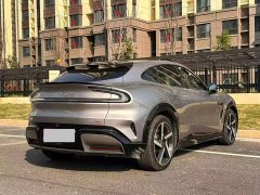 Xiaomi YU7 Four-Wheel Drive Max Edition - ფოტო 9