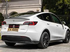 Tesla Model Y 2023 Rear-Wheel Drive - ფოტო 6