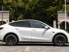 Tesla Model Y 2023 Rear-Wheel Drive - ფოტო 7
