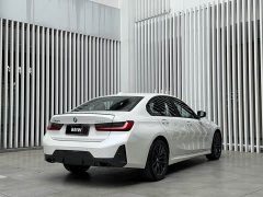 BMW 3 Series 325i M Sport Night Edition Package - ფოტო 14