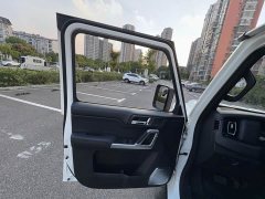 BMW 212 T01 2.0T Mechanic Edition - ფოტო 14