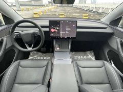 Tesla Model Y Rear-Wheel Drive - ფოტო 15