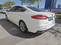 Ford Mondeo 2020 EcoBoost 180 Fashion - ფოტო 4
