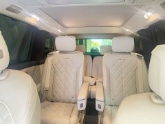 NIO ES8 Six-Seat Executive Signature Edition - ფოტო 9