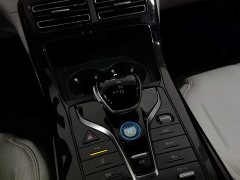 BYD Qin PLUS Glory Edition DM-i 55KM Leading - ფოტო 13