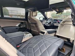 BMW i7 M70L 2023 M70L - ფოტო 14
