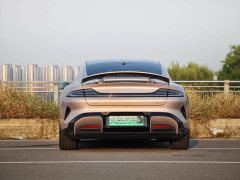 Xiaomi SU7 Rear-Wheel Drive Pro - ფოტო 8