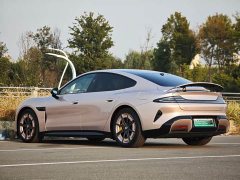 Xiaomi SU7 Rear-Wheel Drive Pro - ფოტო 9