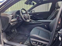 Toyota Avalon Hybrid 2.0L Luxury - ფოტო 2