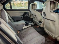 BMW i7 2023 xDrive60L Luxury Package - ფოტო 17