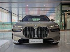 BMW i7 2023 xDrive60L Luxury Package - ფოტო 3