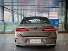 BMW i7 2023 xDrive60L Luxury Package - ფოტო 4