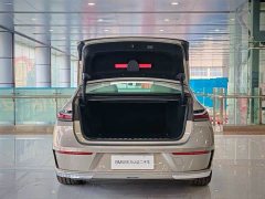 BMW i7 2023 xDrive60L Luxury Package - ფოტო 5