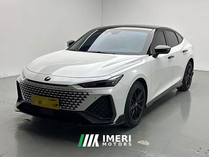 Changan UNI-V 2.0T Leading Speed Edition